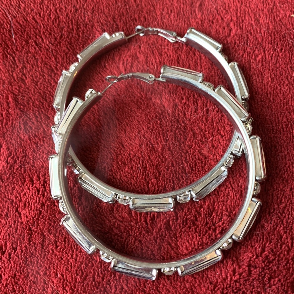 Five “Bracelets” - image 3